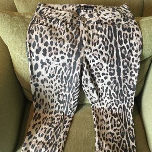 Royalty For Me - WannaBettaButt Leopard Jeans